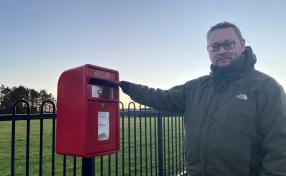 Local MP Shows Support for Royal Mail Postal Workers Threatened with 10,000 Job Losses
